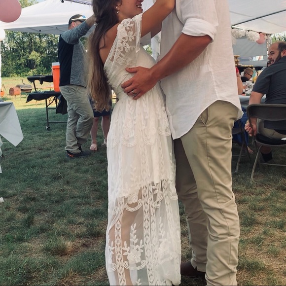 ✦Off Shoulder White Lace Embroidered Maxi Dress✦ - Picture 5 of 7